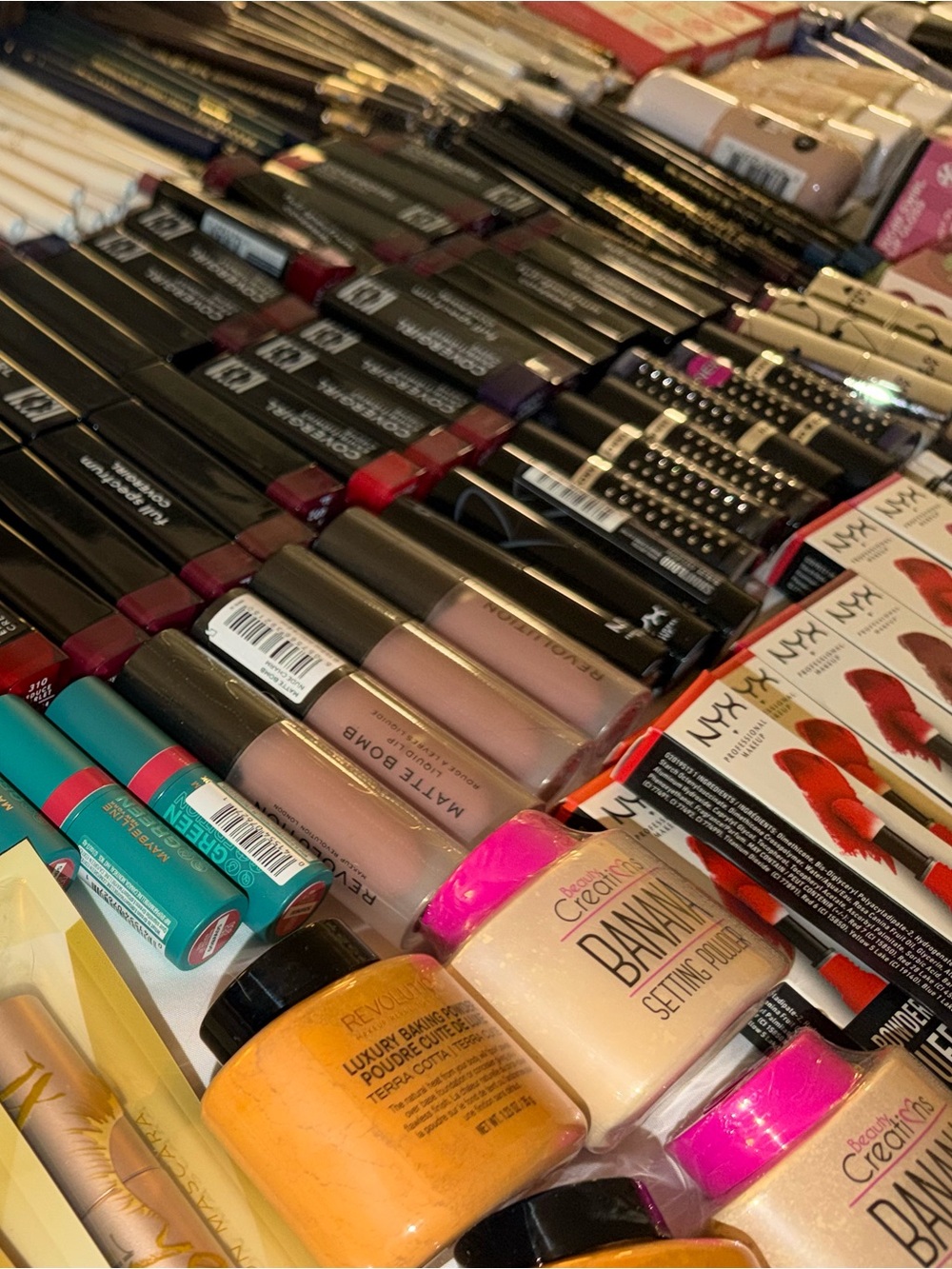 *Mystery box makeup assortment bundle lot wholesale bulk